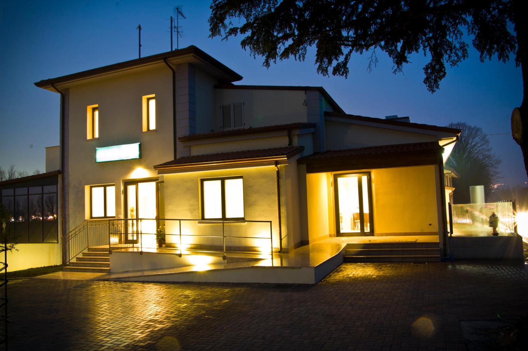 Hotel Main Street Cerasolo